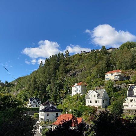 Kjellerleilighet - Naert Haukeland Sykehus. Bergen Exterior photo