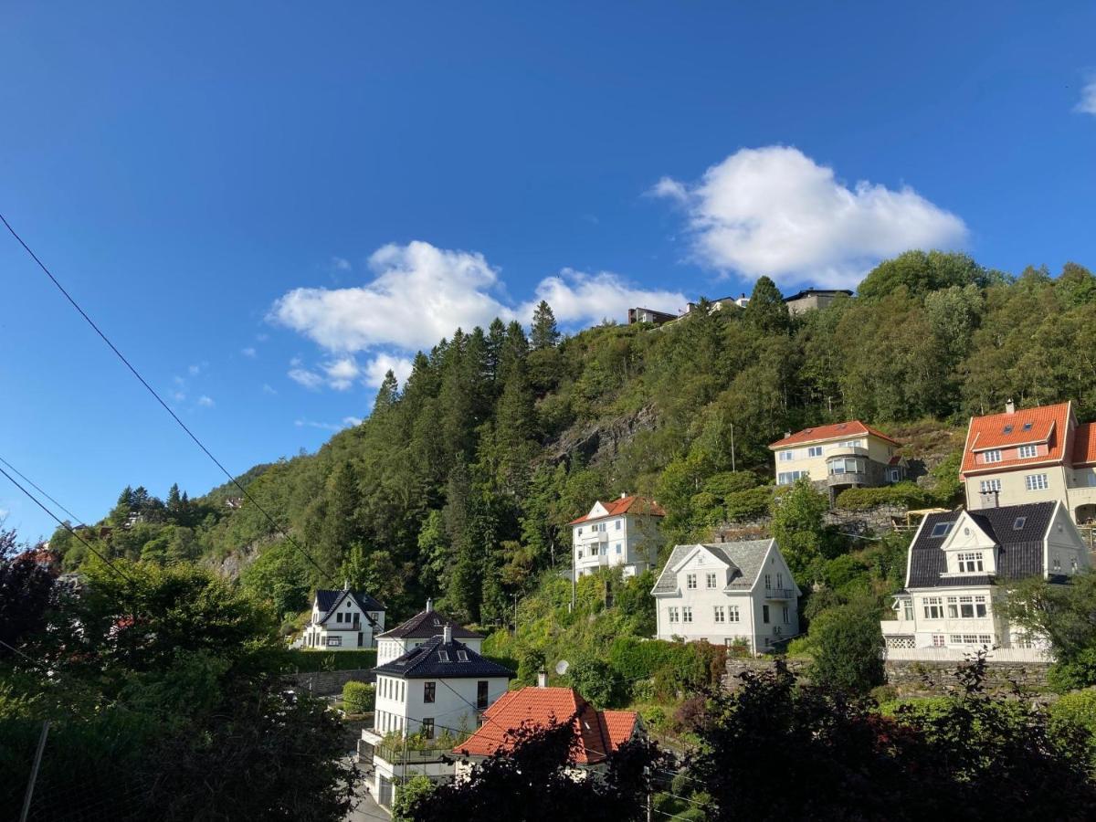 Kjellerleilighet - Naert Haukeland Sykehus. Bergen Exterior photo